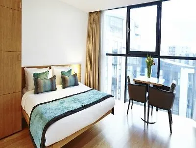 Tower Bridge London Apartments 3*,