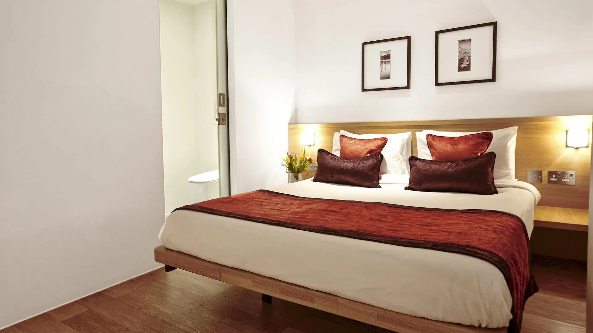 Tower Bridge London Apartments 3*,  United Kingdom
